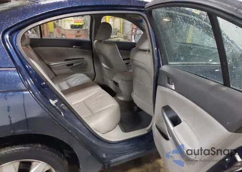 2010 Honda Accord 2.4 Ex-L из США, поврежденный, VIN 1HGCP2F81AA000202